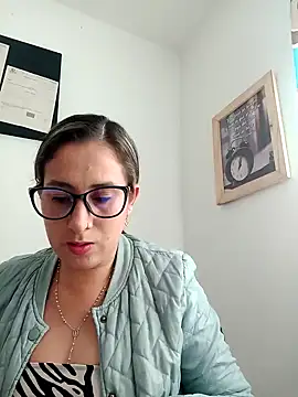 CHARLOTTE 1711 online show from 30, 1, 2025