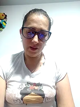 CHARLOTTE 1711 online show from 29, 11, 2025