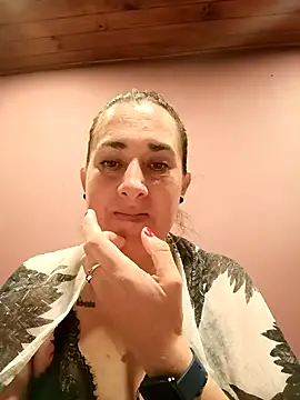 CHARLOTTE 1711 online show from 25, 4, 2026