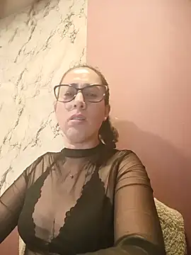 CHARLOTTE 1711 online show from 6, 6, 2026