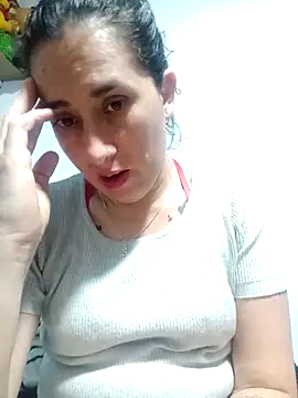 CHARLOTTE 1711 online show from 19, 12, 2025