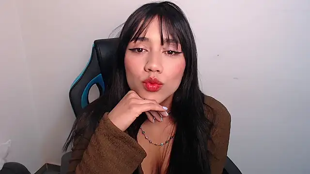 juli love11 online show from 14, 9, 2025