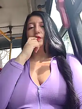 Snapshot of Melyy_Edii chatting on 7, 6, 2026 Melyy Edii online show from 7, 6, 2026
