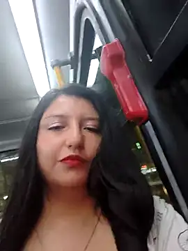 Snapshot of Melyy_Edii chatting on 4, 5, 2026 Melyy Edii online show from 4, 5, 2026