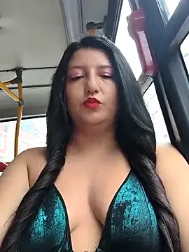 Snapshot of Melyy_Edii chatting on 5, 6, 2026 Melyy Edii online show from 5, 6, 2026