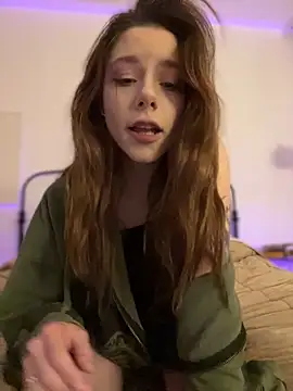 Mary Leaf online show from 6, 2, 2025