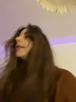 Mary Leaf online show from 17, 2, 2025