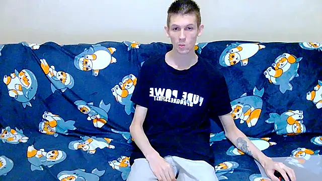 Snapshot of Lester_Broo chatting on 2, 12, 2025 Lester Broo online show from 2, 12, 2025