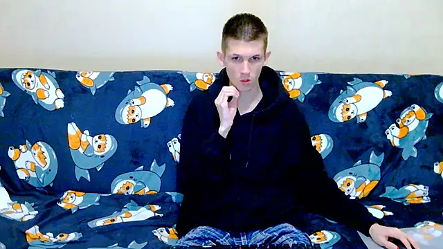 Snapshot of Lester_Broo chatting on 18, 10, 2025 Lester Broo online show from 18, 10, 2025