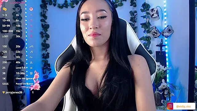 Snapshot of victoria_ricci_a chatting on 10, 10, 2025 victoria ricci a online show from 10, 10, 2025