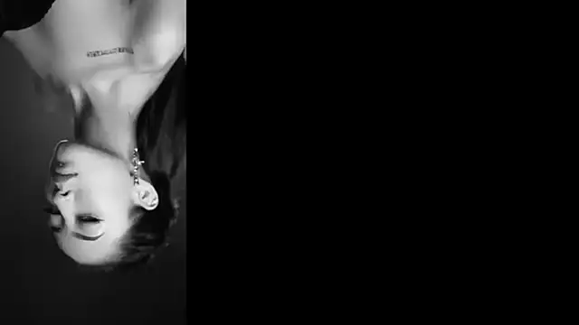 Snapshot of victoria_ricci_a chatting on 6, 11, 2025 victoria ricci a online show from 6, 11, 2025