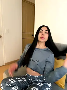 tamy xoo online show from 27, 11, 2025