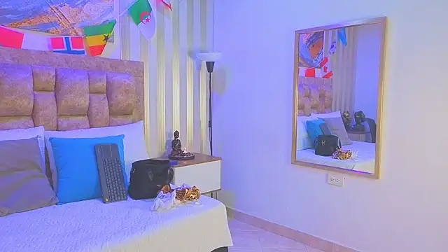 avis lara online show from 14, 7, 2026