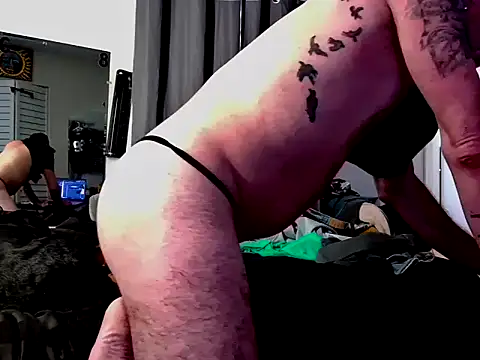 Snapshot of 1badfucka chatting on 25, 1, 2025 1badfucka online show from 25, 1, 2025