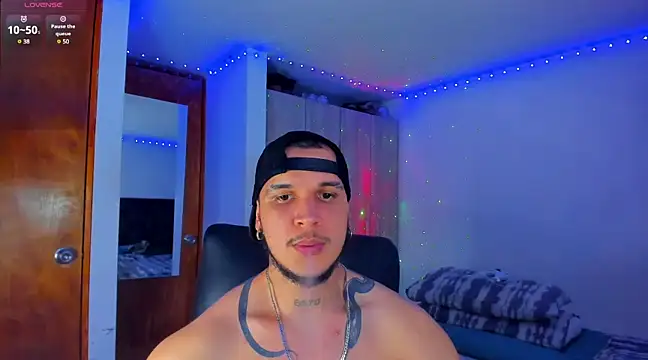 Snapshot of austinoficial chatting on 21, 3, 2025 austinoficial online show from 21, 3, 2025