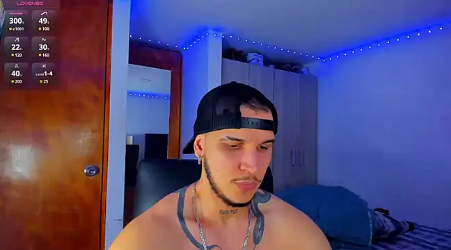 Snapshot of austinoficial chatting on 11, 3, 2025 austinoficial online show from 11, 3, 2025