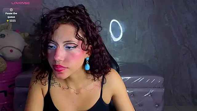 Snapshot of zoe_ch_ chatting on 25, 6, 2026 zoe ch online show from 25, 6, 2026