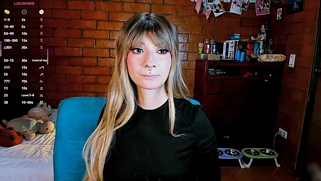 Annycolin  online show from 17, 4, 2026