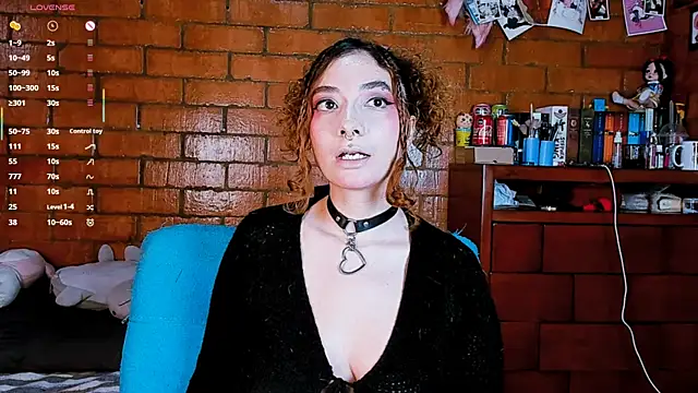 Snapshot of Annycolin_ chatting on 15, 5, 2026 Annycolin online show from 15, 5, 2026