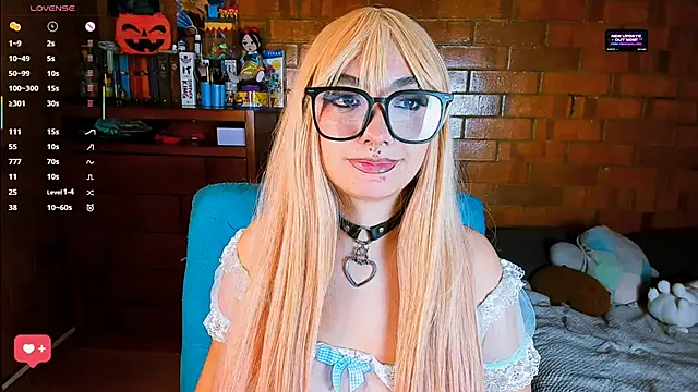 Snapshot of Annycolin_ chatting on 13, 11, 2025 Annycolin online show from 13, 11, 2025