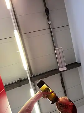 Black sweet Rose online show from 13, 2, 2025