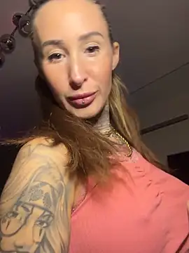 Black sweet Rose online show from 1, 2, 2026