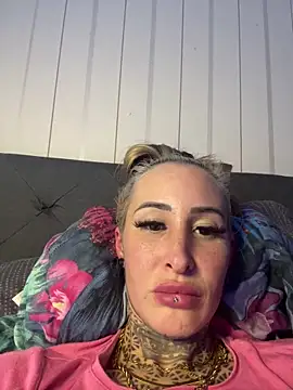 Black sweet Rose online show from 22, 2, 2026