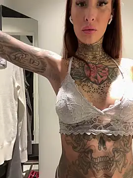 Black sweet Rose online show from 30, 1, 2025