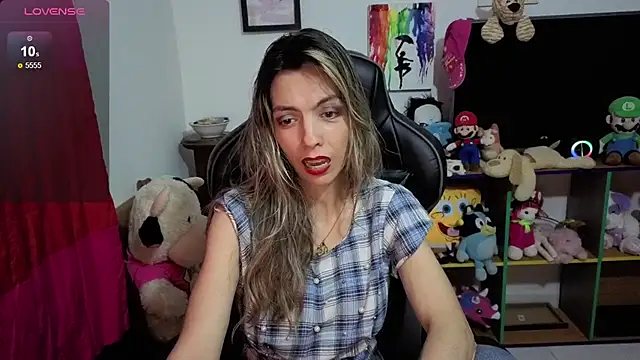 Princezzlove3 online show from 27, 10, 2025