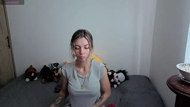 Princezzlove3 online show from 9, 2, 2026