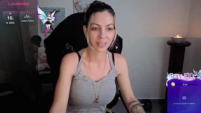 Snapshot of Princezzlove3 chatting on 29, 4, 2026 Princezzlove3 online show from 29, 4, 2026