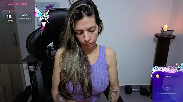 Princezzlove3 online show from 25, 6, 2026