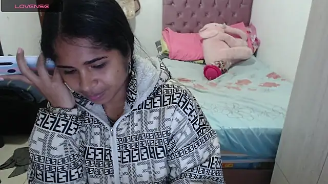 july-feria online show from 15, 10, 2025