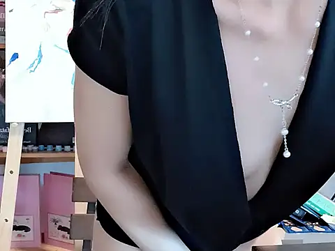 Lush-Office online show from 9, 10, 2025