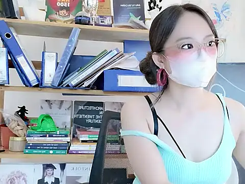 Snapshot of Lush-Office chatting on 18, 7, 2026 Lush-Office online show from 18, 7, 2026