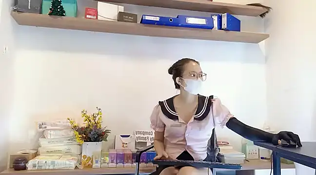 Lush-Office online show from 7, 2, 2025
