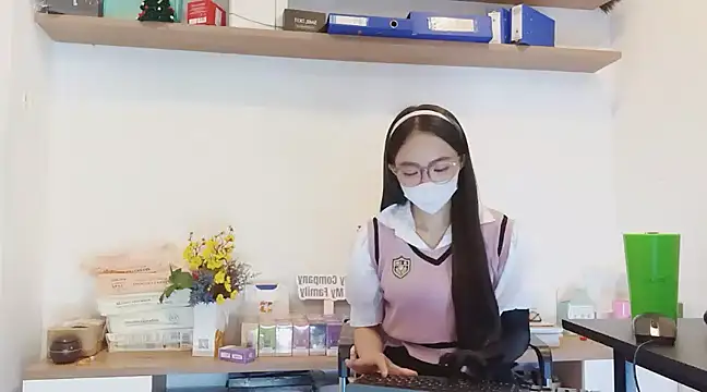 Lush-Office online show from 24, 2, 2025