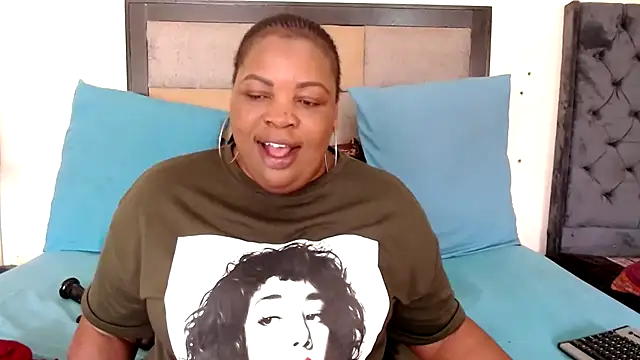 omalicha98 online show from 14, 11, 2025