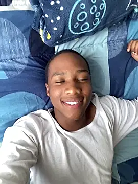 snotLoud online show from 16, 2, 2025