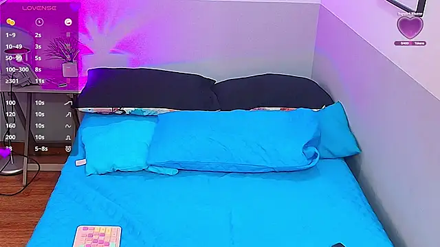 hot-littlechill online show from 6, 2, 2025