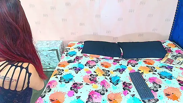 hot-littlechill online show from 21, 2, 2025