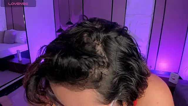 lilly ass  online show from 24, 4, 2026