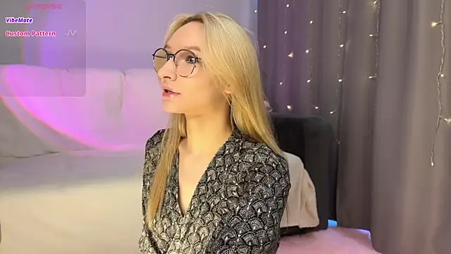 dontouchmyass online show from 16, 11, 2025