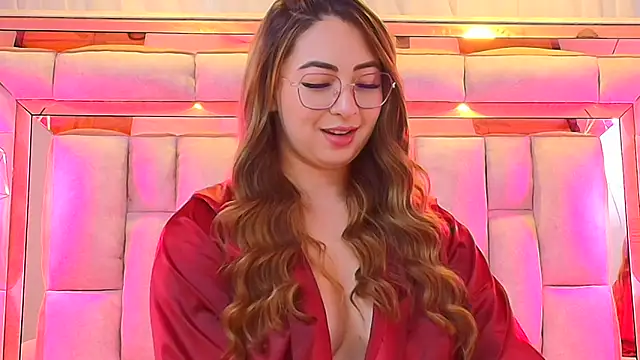 Katalina Evans online show from 2, 3, 2025