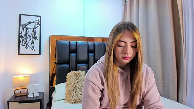 Katalina Evans online show from 8, 4, 2026