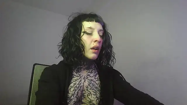 bad doll bb online show from 10, 9, 2025
