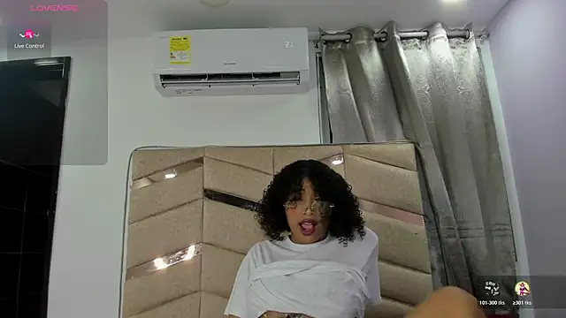 BrigitteRoy  online show from 17, 3, 2026