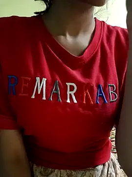 Snapshot of silverworm2026 chatting on 21, 1, 2025 silverworm2026 online show from 21, 1, 2025