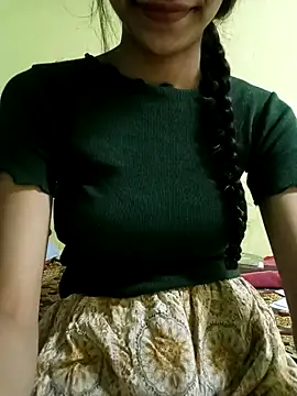 Snapshot of silverworm2026 chatting on 17, 1, 2025 silverworm2026 online show from 17, 1, 2025