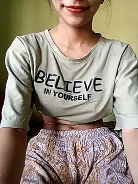 Snapshot of silverworm2026 chatting on 17, 1, 2025 silverworm2026 online show from 17, 1, 2025